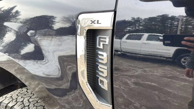 2021 Blue Metallic Ford Super Duty F-350 SRW XL 4X4 Truck