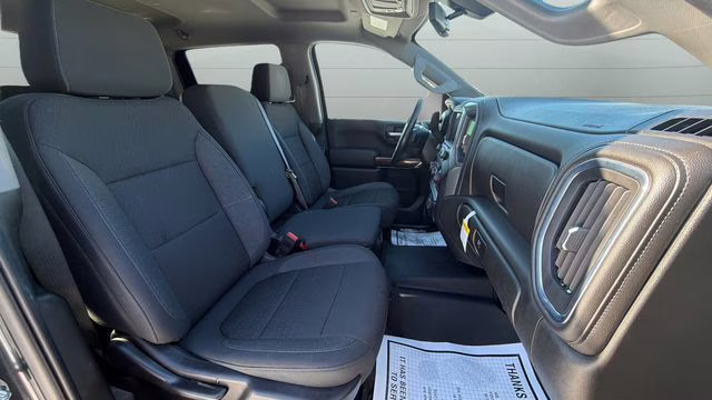 2020 Shadow Gray Metallic Chevrolet Silverado 1500 LT Trail Boss 4X4 Truck