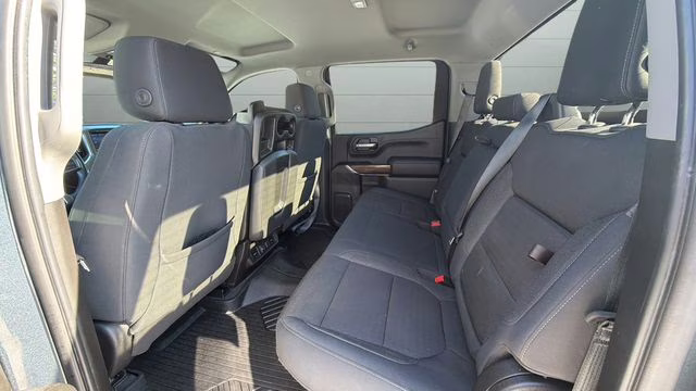 2020 Shadow Gray Metallic Chevrolet Silverado 1500 LT Trail Boss 4X4 Truck