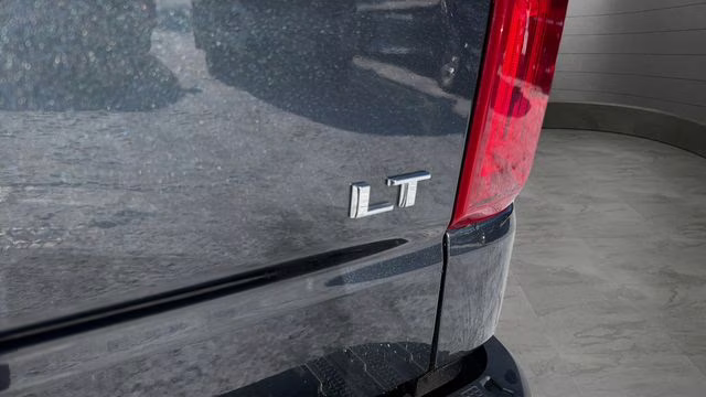 2020 Shadow Gray Metallic Chevrolet Silverado 1500 LT Trail Boss 4X4 Truck