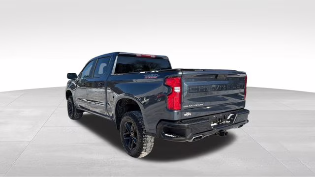 2020 Shadow Gray Metallic Chevrolet Silverado 1500 LT Trail Boss 4X4 Truck