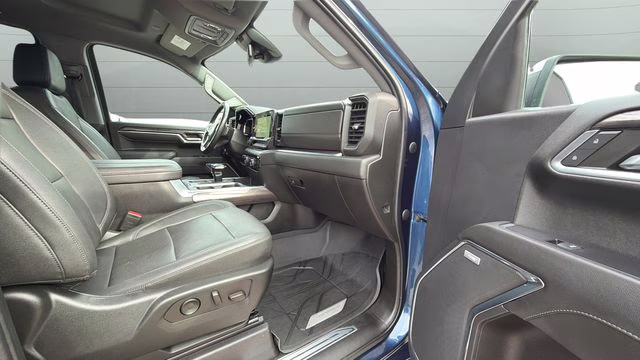 2023 Northsky Blue Metallic Chevrolet Silverado 1500 LTZ 4X4 Truck