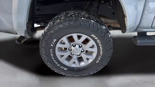 2019 Cement Toyota Tacoma SR5 4X4 Truck