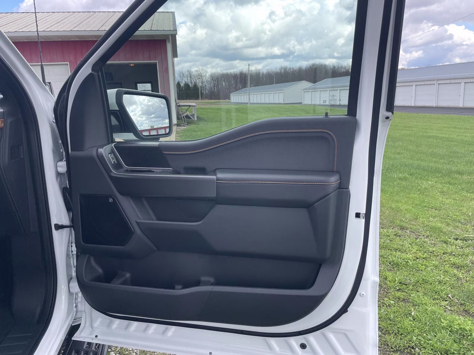 2025 Oxford White Ford F-150 Tremor 4X4 Truck