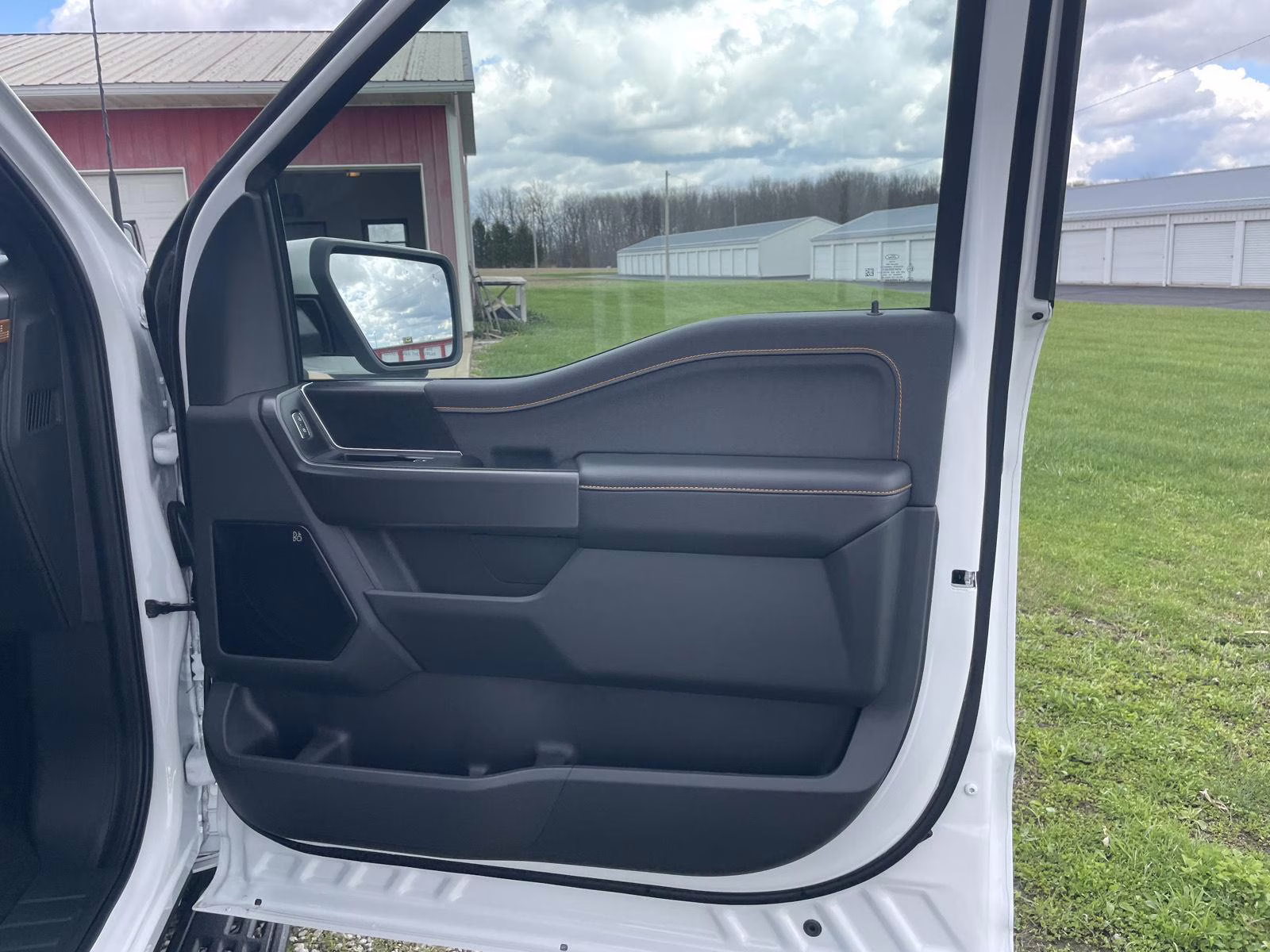 2025 Oxford White Ford F-150 Tremor 4X4 Truck