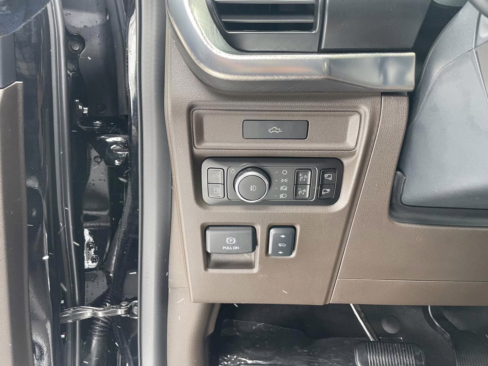 2026 Agate Black/Marsh Gray Ford F-150 King Ranch 4X4 Truck