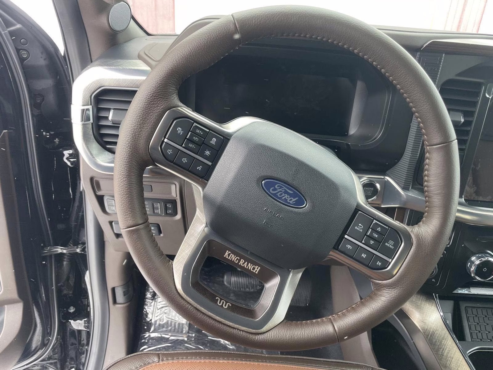 2026 Agate Black/Marsh Gray Ford F-150 King Ranch 4X4 Truck