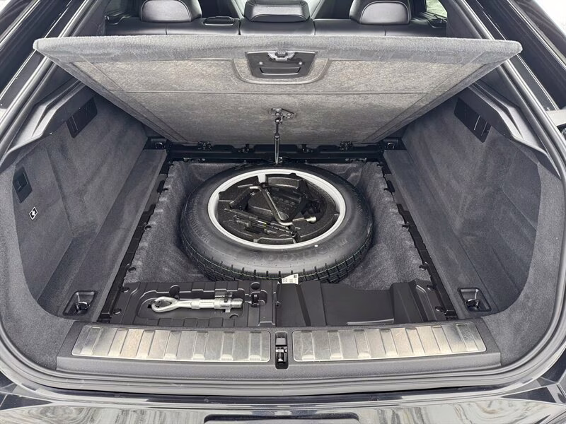 2023 Black Sapphire Metallic BMW X6 M AWD SUV