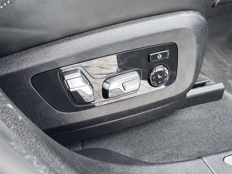 2023 Black Sapphire Metallic BMW X6 M AWD SUV