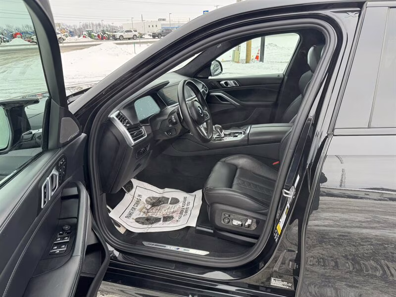 2023 Black Sapphire Metallic BMW X6 M AWD SUV