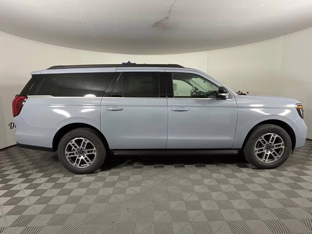 2026 Gray Metallic Ford Expedition Max Active RWD SUV