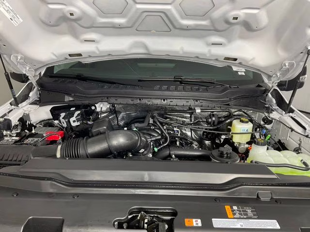 2026 Oxford White Ford Super Duty F-250 SRW XL 4X4 Truck