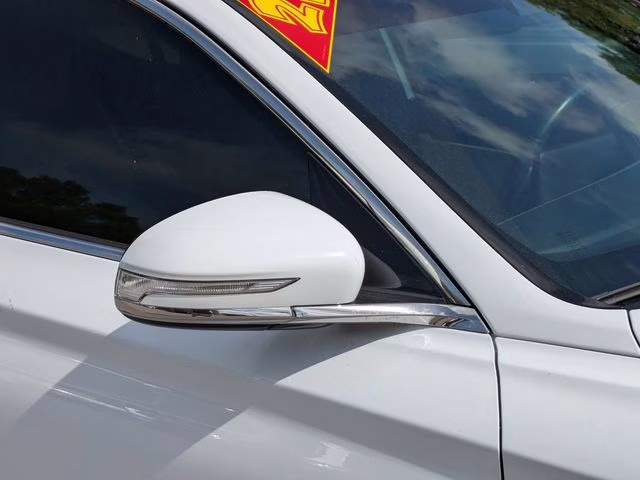 2023 Alta White Genesis G70 2.0T AWD Sedan