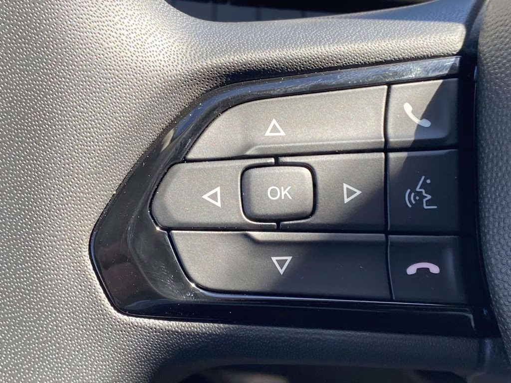 2026 Bright White Clearcoat Ram ProMaster 1500 Low Roof FWD Van