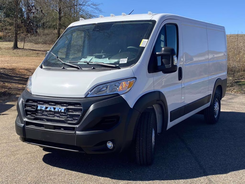 2026 Bright White Clearcoat Ram ProMaster 1500 Low Roof FWD Van