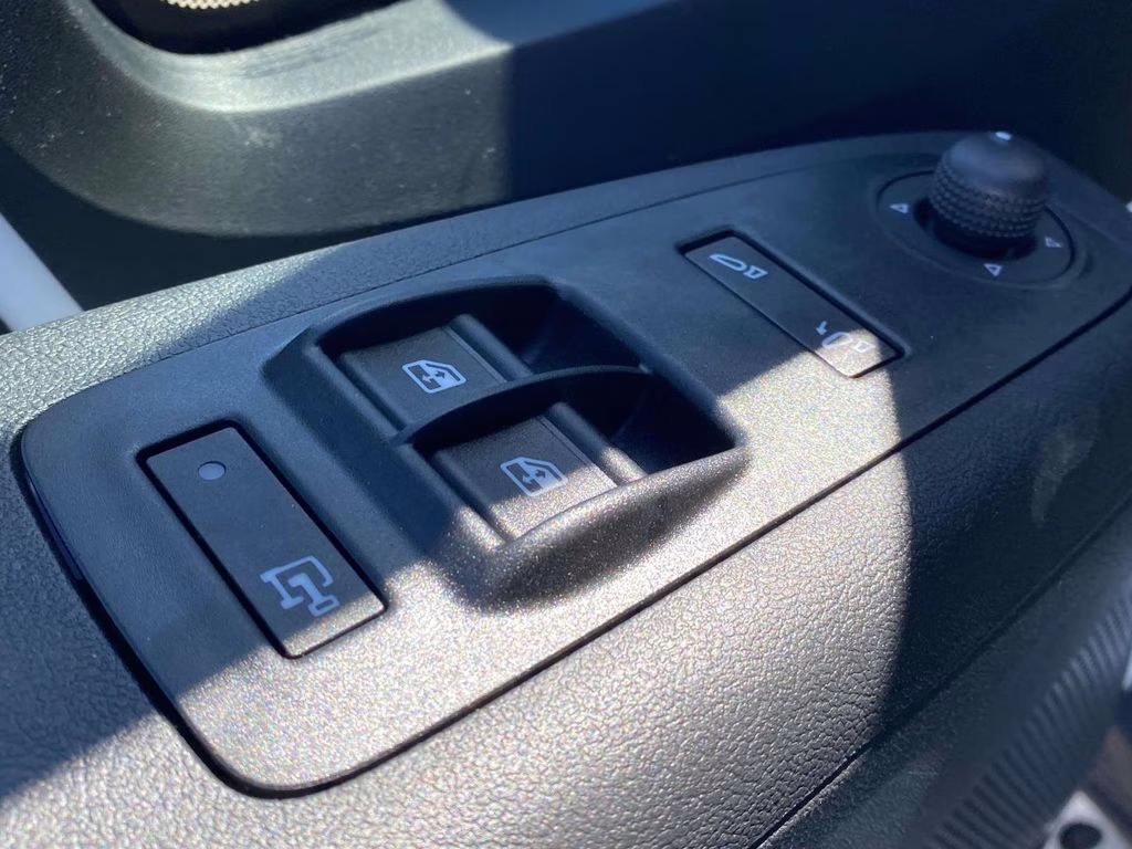 2026 Bright White Clearcoat Ram ProMaster 1500 Low Roof FWD Van