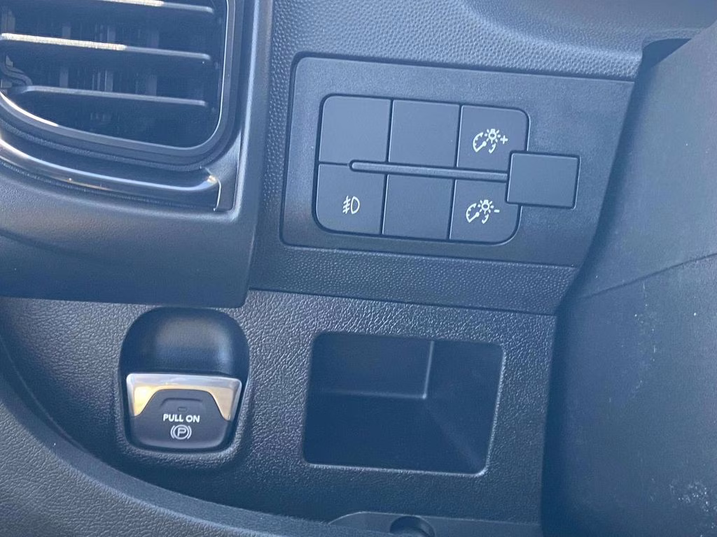 2026 Bright White Clearcoat Ram ProMaster 1500 Low Roof FWD Van