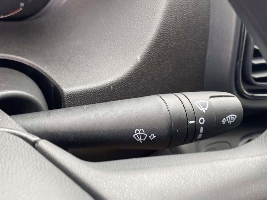 2026 Bright White Clearcoat Ram ProMaster 1500 Low Roof FWD Van