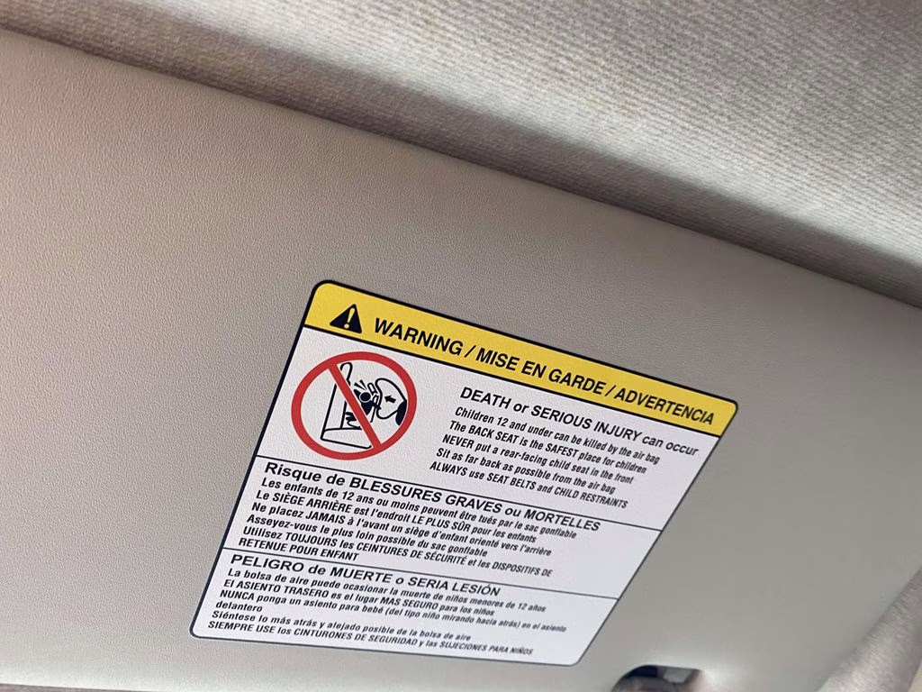 2026 Bright White Clearcoat Ram ProMaster 1500 Low Roof FWD Van