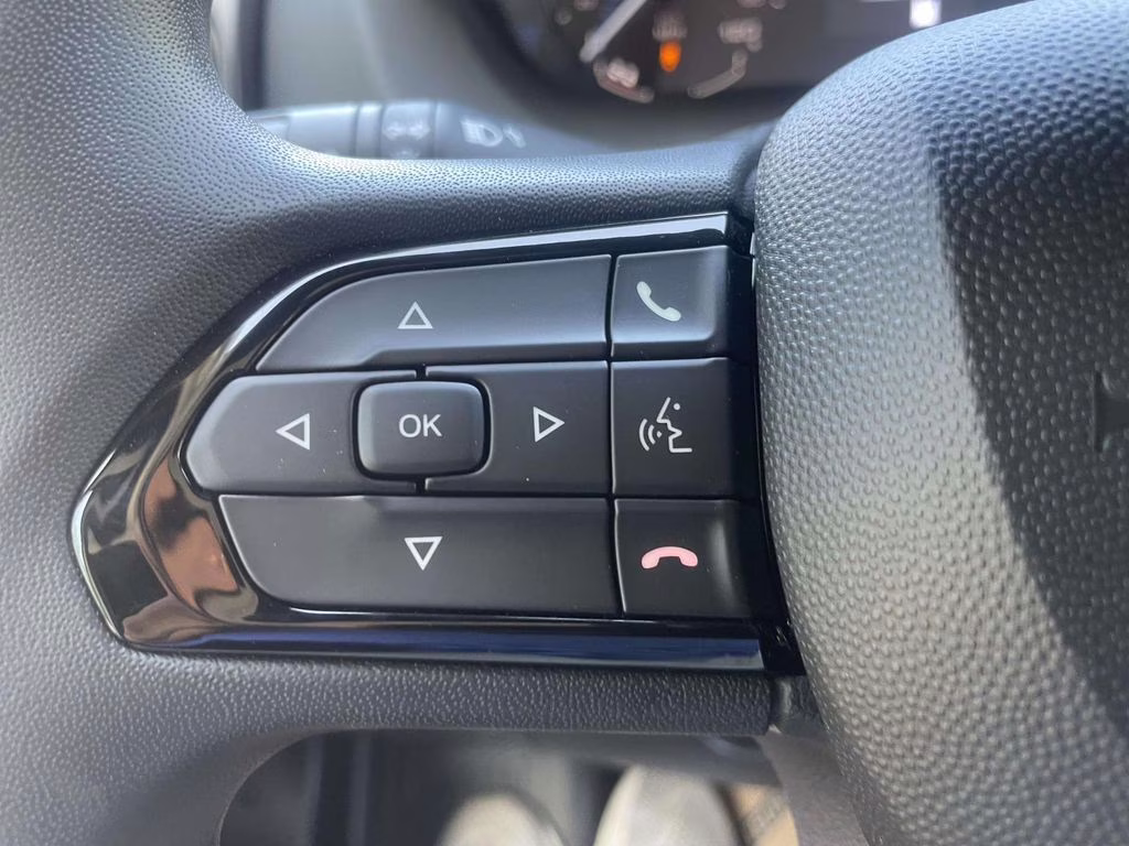 2026 Bright White Clearcoat Ram ProMaster 1500 Low Roof FWD Van