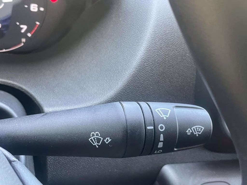 2026 Bright White Clearcoat Ram ProMaster 1500 Low Roof FWD Van