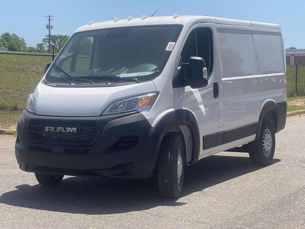 2026 Bright White Clearcoat Ram ProMaster 1500 Low Roof FWD Van