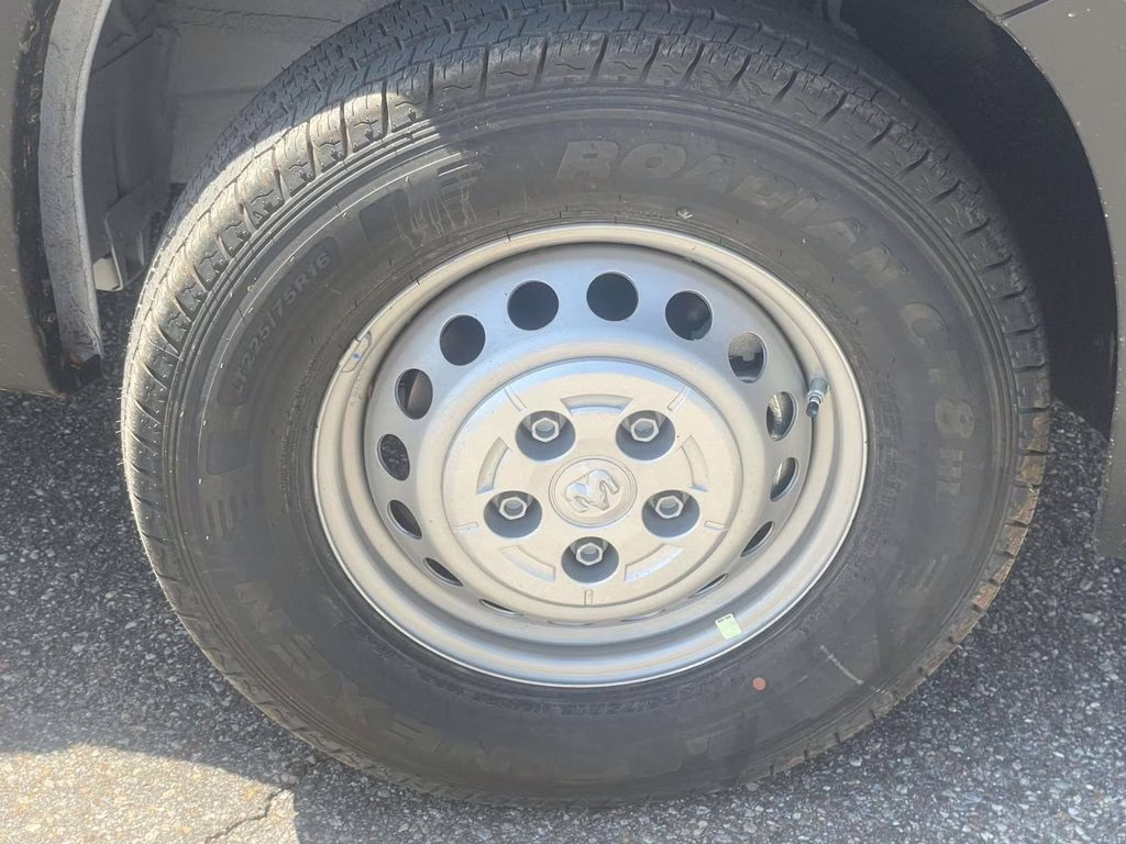 2026 Bright White Clearcoat Ram ProMaster 1500 Low Roof FWD Van