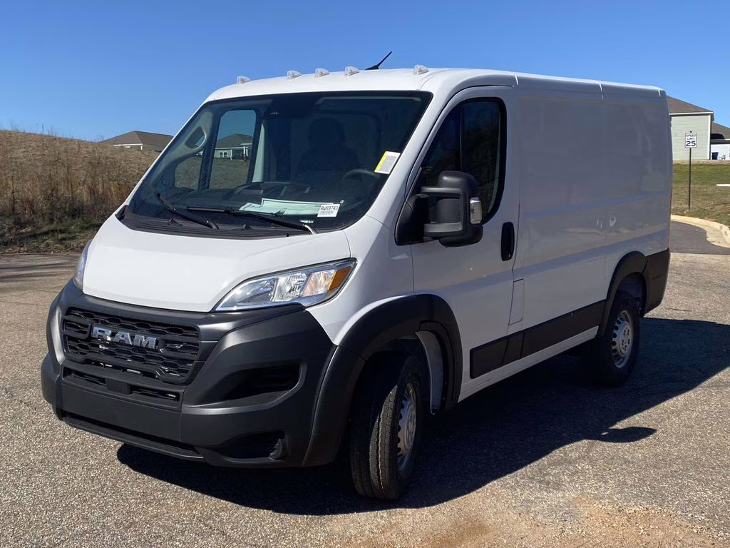 2026 Bright White Clearcoat Ram ProMaster 1500 Low Roof FWD Van