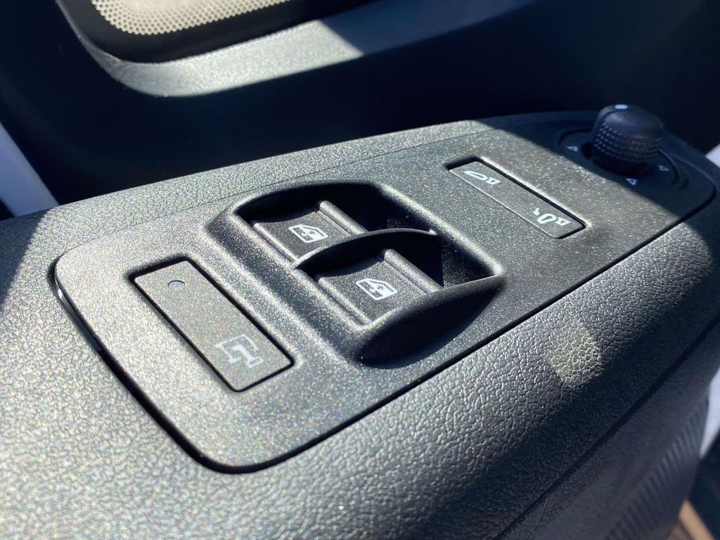 2026 Bright White Clearcoat Ram ProMaster 1500 Low Roof FWD Van