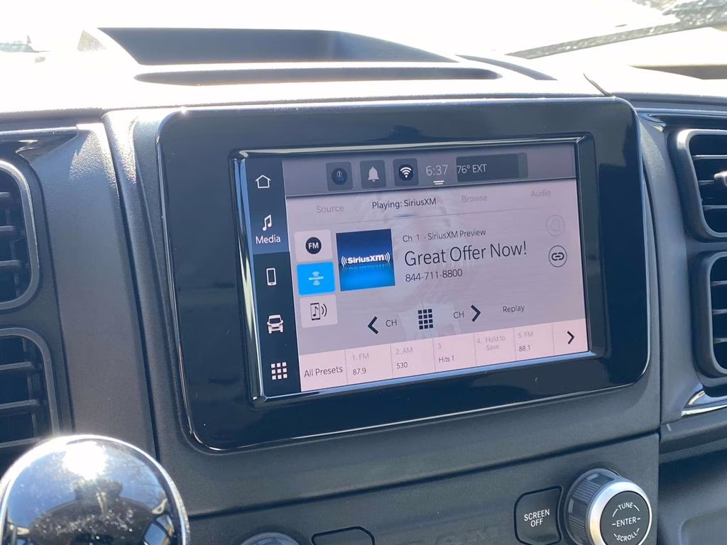 2026 Bright White Clearcoat Ram ProMaster 1500 Low Roof FWD Van