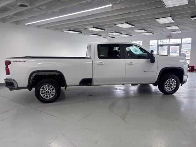 2020 Summit White Chevrolet Silverado 2500HD LT 4X4 Truck