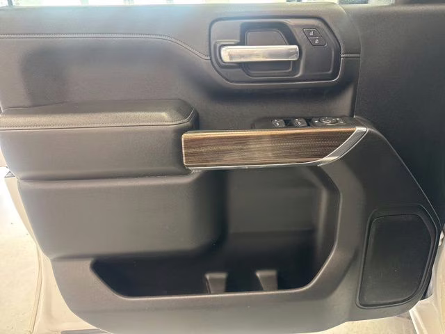 2020 Summit White Chevrolet Silverado 2500HD LT 4X4 Truck