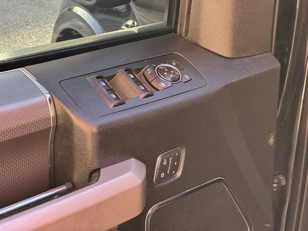 2015 Black Ford F-150 XLT 4X4 Truck