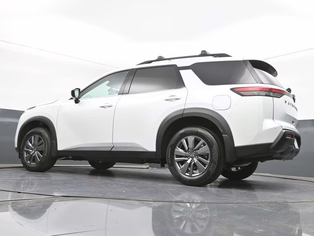 2026 Everest White Pearl Tricoat Nissan Pathfinder SV FWD SUV