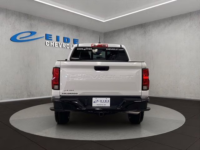 2026 Summit White Chevrolet Colorado Work Truck 4X4 Truck