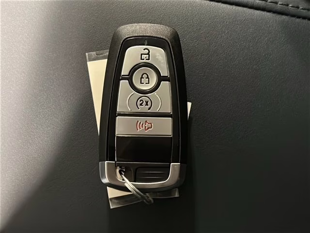 2026 Oxford White Ford Maverick XLT AWD Truck