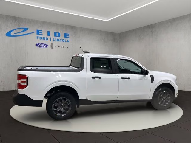 2026 Oxford White Ford Maverick XLT AWD Truck