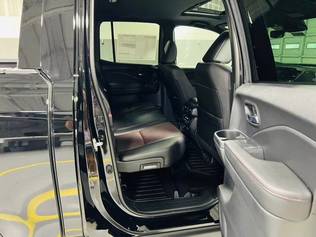 2026 Crystal Black Pearl Honda Ridgeline Black Edition AWD Truck