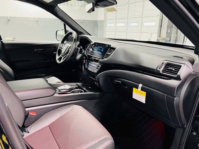 2026 Crystal Black Pearl Honda Ridgeline Black Edition AWD Truck