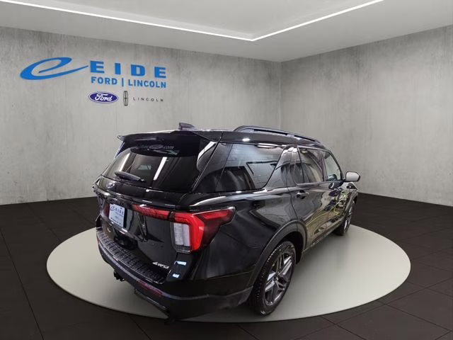 2026 Agate Black Metallic Ford Explorer ST-Line 4X4 SUV