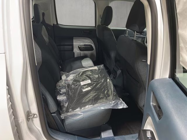 2026 Oxford White Ford Maverick XLT AWD Truck