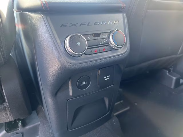 2026 Space White Metallic Ford Explorer ST-Line 4X4 SUV