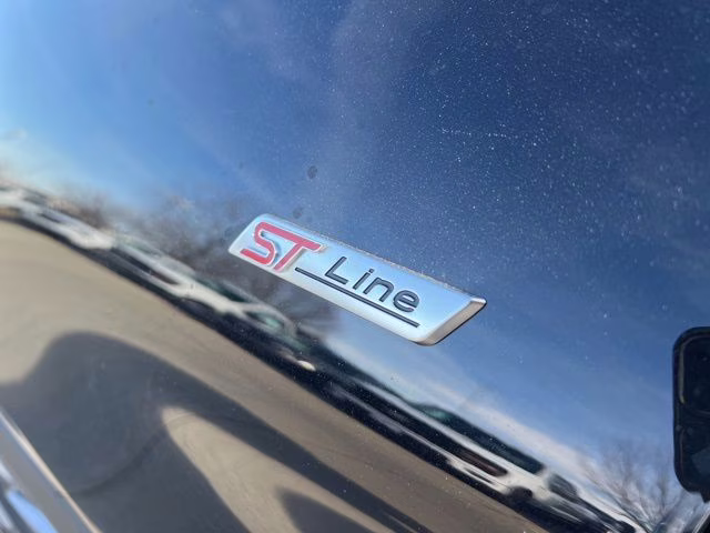 2026 Agate Black Metallic Ford Explorer ST-Line 4X4 SUV