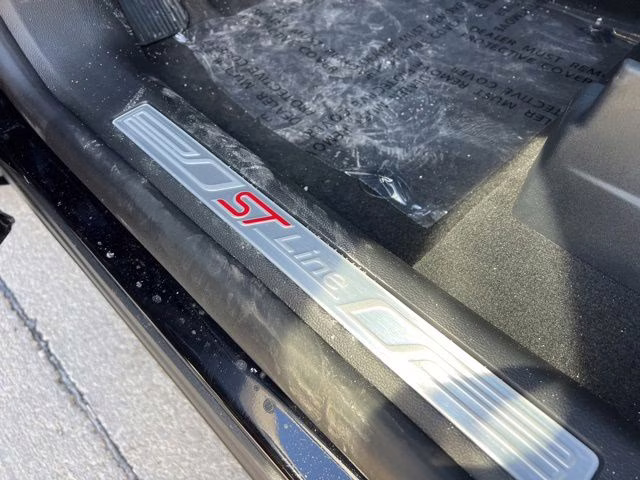 2026 Agate Black Metallic Ford Explorer ST-Line 4X4 SUV