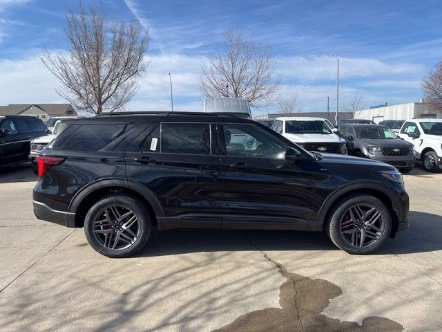 2026 Agate Black Metallic Ford Explorer ST-Line 4X4 SUV