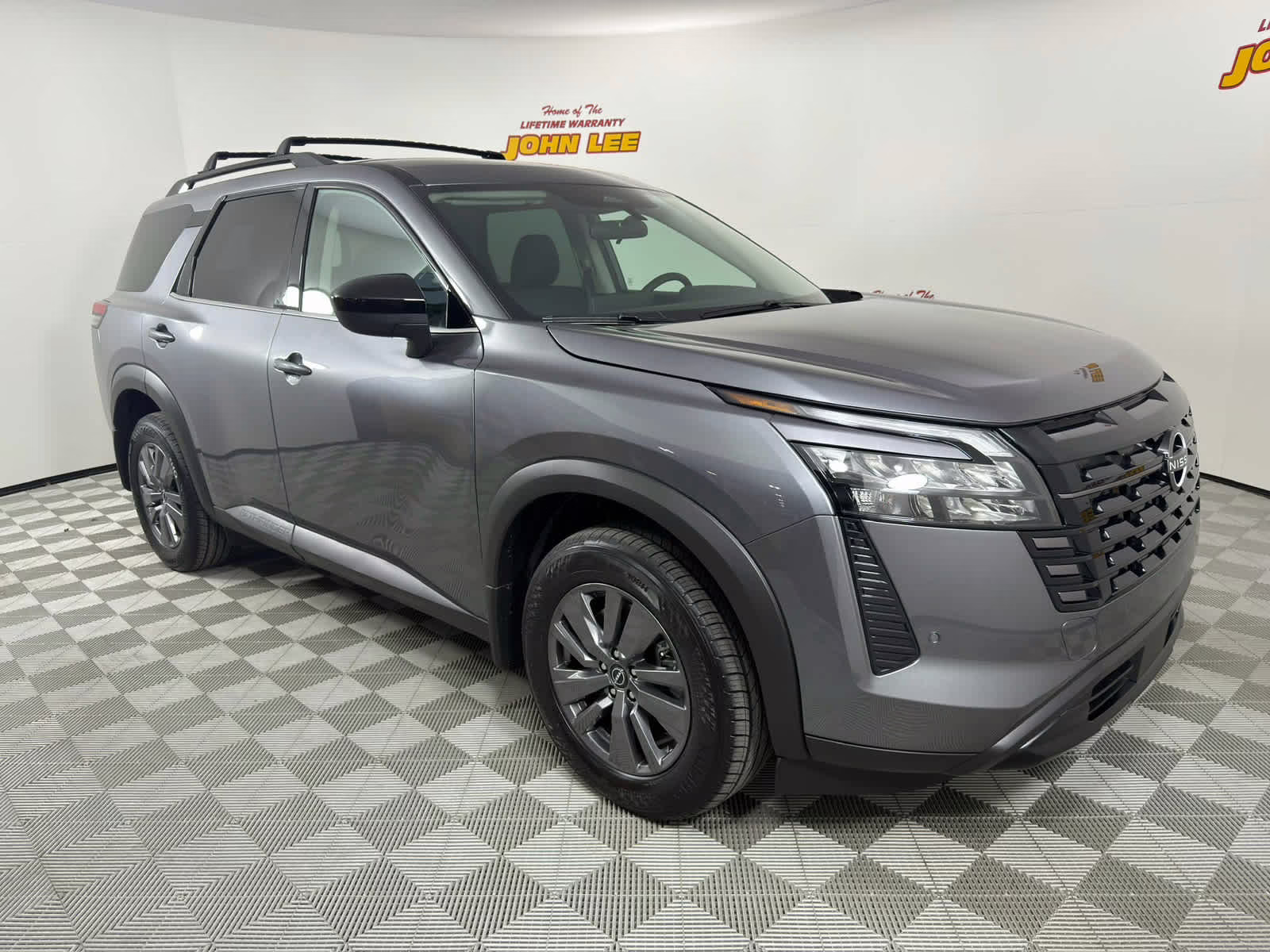 2026 KAD/GUN METALL Nissan Pathfinder SV 4X4 SUV