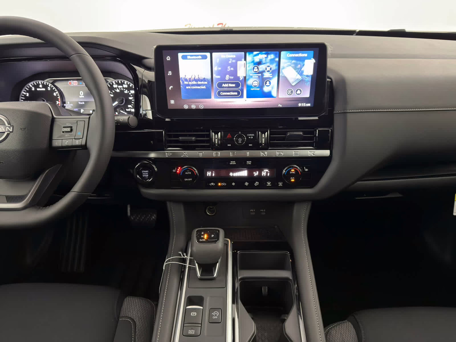 2026 KH3/SUPER BLAC Nissan Pathfinder SV 4X4 SUV