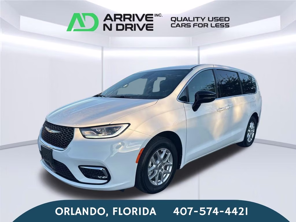 2025 Bright White Clearcoat Chrysler Pacifica Select FWD Van
