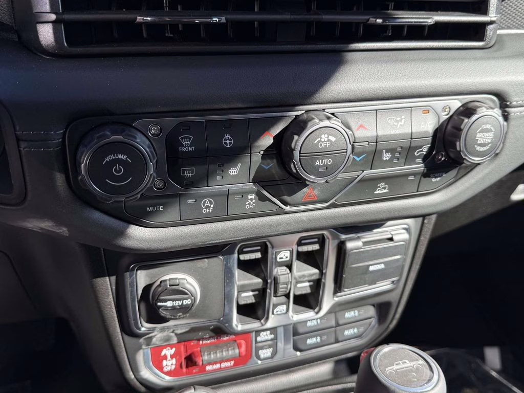 2026 Reign Jeep Gladiator Rubicon 4X4 Truck