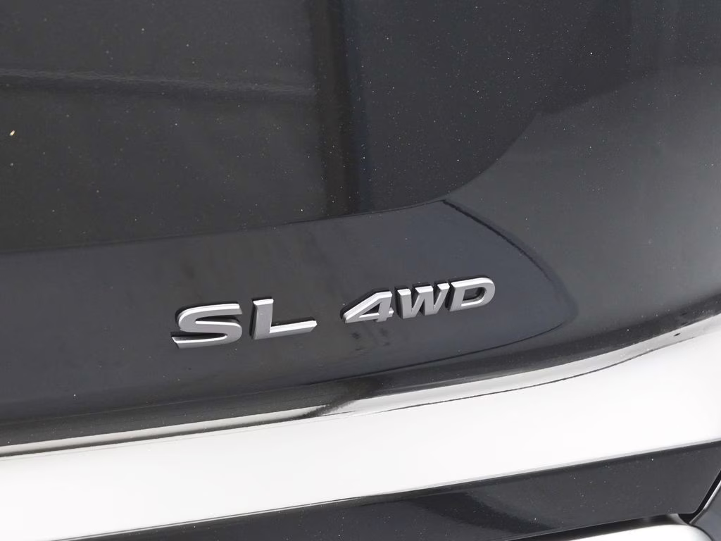 2026 Super Black Nissan Pathfinder SL 4X4 SUV